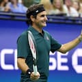 A los 45, Federer juega como si tuviera 30: nostalgia, el Ashe repleto y el punto que levantó a Nueva York