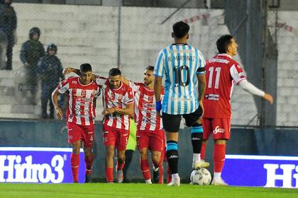 Roger Martínez es la imagen de la desazón de Racing, que perdió con Talleres de Remedios de Escalada y quedó eliminado de la Copa Argentina