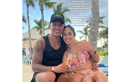 Rojo le propuso casamiento a la madre de sus hijos