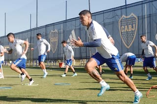 Los problemas que destapó la lesión de Rojo en la defensa de Boca