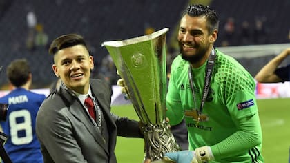 Boca podría ser el tercer lugar en el que se unen con Marcos Rojo: ya convivieron en la selección argentina y en Manchester United.