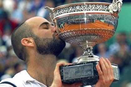 Andre Agassi, campeón de Roland Garros, en 1999