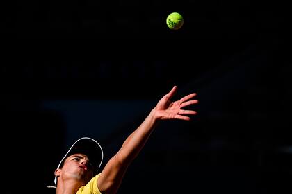 La revelación de Roland Garros, en acción.