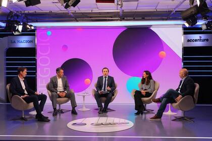 Rolando Castro (Avón Argentina), Edgardo Vázquez (Laboratorios Bagó), José Del Rio (LA NACION), Paula Cristi (Despegar) y Santiago Farinati (Alsea Cono Sur)