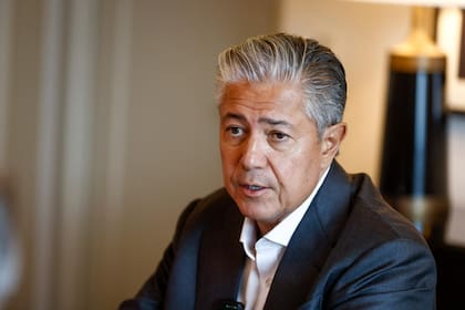 Rolando figueroa, gobernador de Neuquén, en Houston