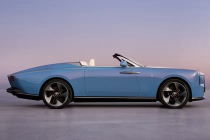 Rolls-Royce está duplicando el tamaño de su planta de fabricación en el sur de Inglaterra