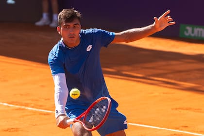 Román Andrés Burruchaga tuvo un estreno auspicioso en el Argentina Open