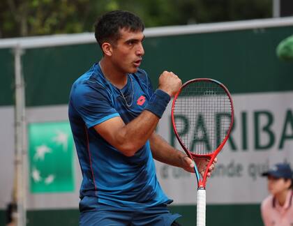 Román Burruchaga, durante la clasificación para Roland Garros 2024; el hijo del ex campeón mundial de fútbol participará en su primer cuadro principal de un torneo de Grand Slam.