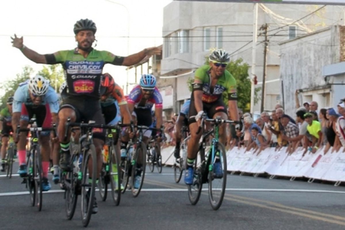 Román Mastrángelo se quedó con la tercera etapa