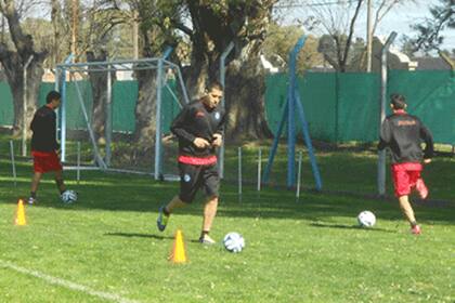 Román se queda en Buenos Aires y no viaja a Santa Fe