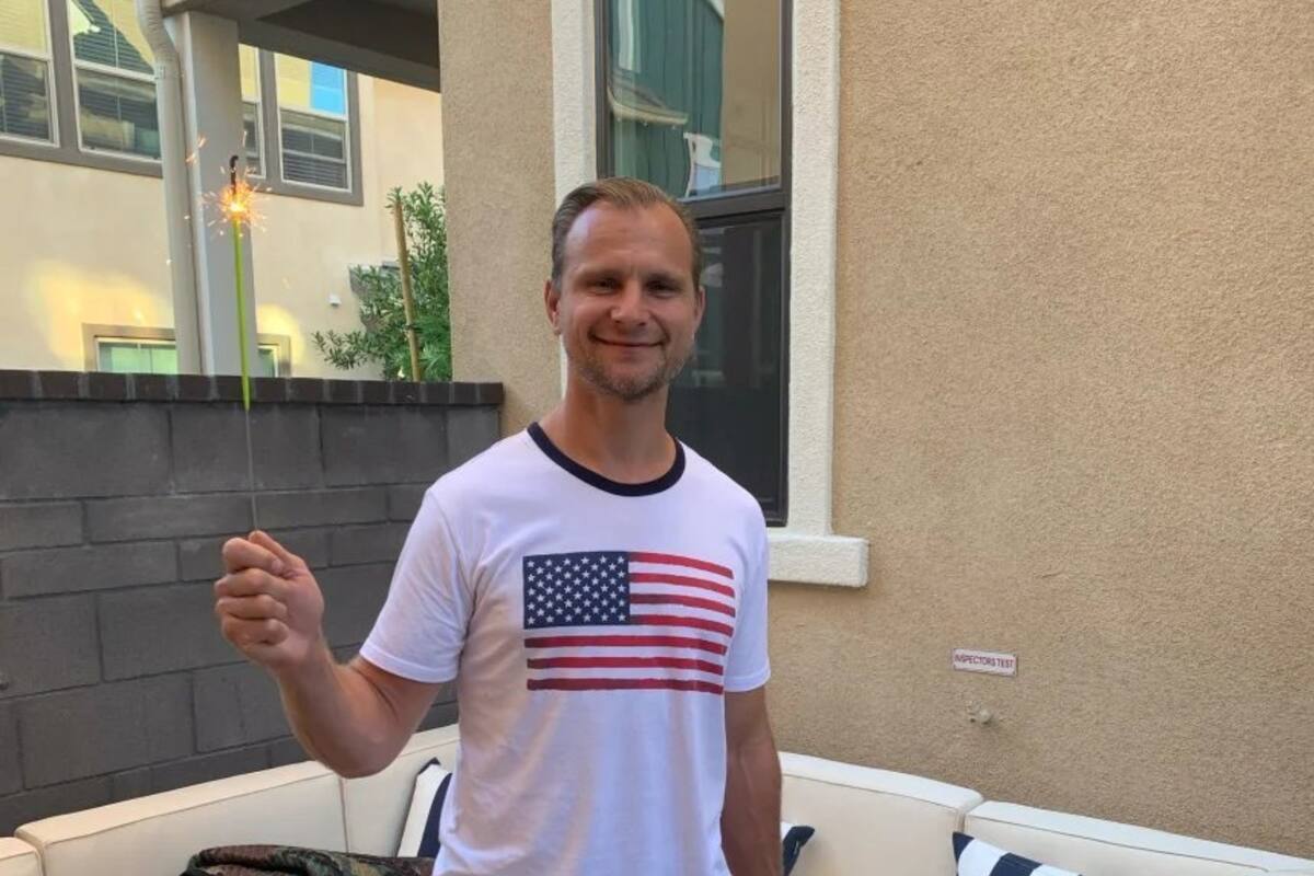 Roman Surovtsev llegó de la URSS a sus 4 años y ahora podría ser deportado a un país que no conoce