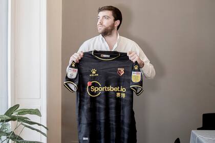 Romano con la camiseta del único club que, quizás sorprendentemente, prefiere por encima de todos los demás: el Watford
