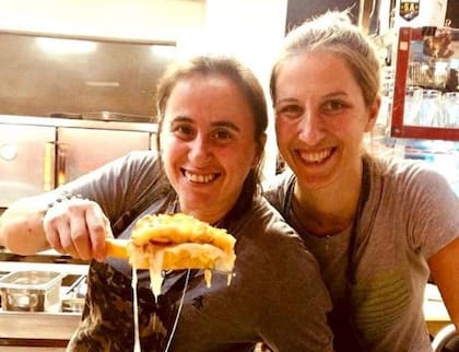 Pato y Romi. Protagonistas del episodio de Buenos Aires de Street Food Latinaomérica.