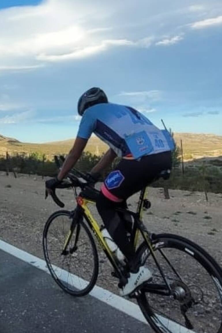 Romper un récord: hacer la R40 en bicicleta