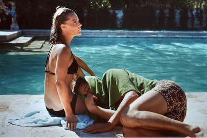 Romy Schneider en La piscina, con quien fue su gran amor, Alain Delon