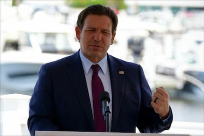 Ron DeSantis anunció que Florida prevé que antes de que finalice el año 2026 inicien las pruebas de taxis voladores en la región