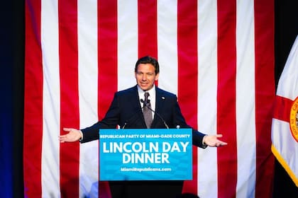Ron DeSantis debe encontrar nuevos patrocinadores de su carrera rumbo a la Casa Blanca