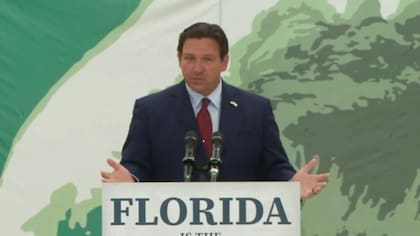 Ron DeSantis firmó una nueva ley que impacta en los sindicatos escolares de Florida