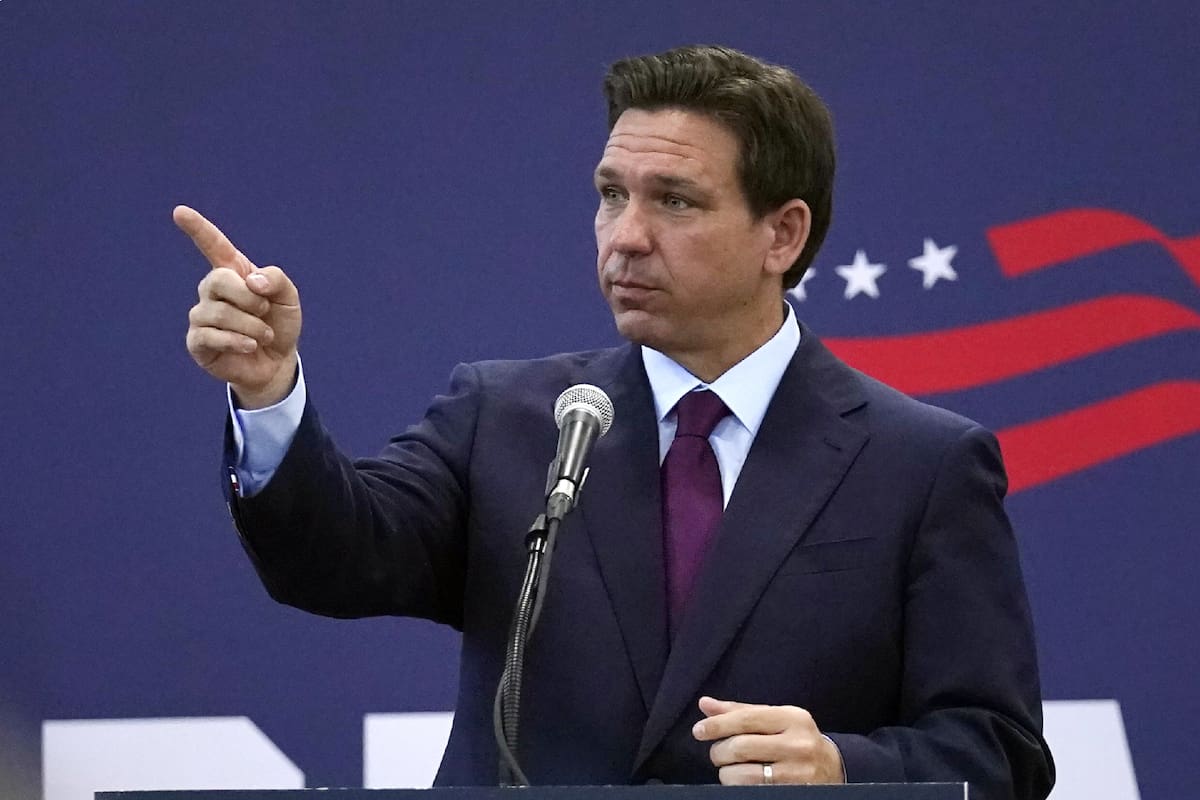 Ron DeSantis hizo cambios en su equipo de campaña; contrató gente nueva