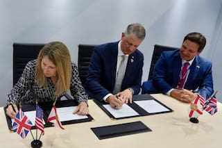 DeSantis firmó un nuevo acuerdo espacial entre Florida y el Reino Unido