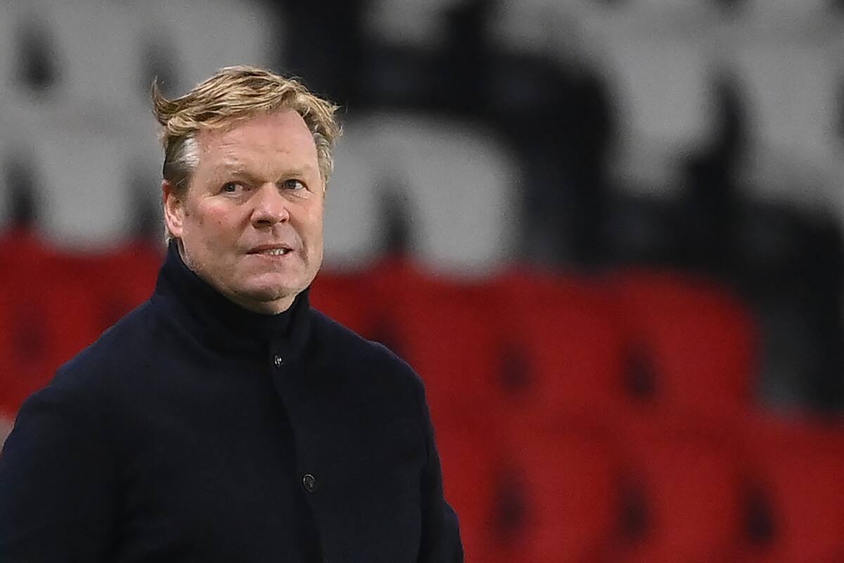 Ronald Koeman, entrenador de Barcelona, durante el partido que su equipo empató con PSG, por la Champions League, y que supuso la eliminación de los catalanes del principal torneo europeo.