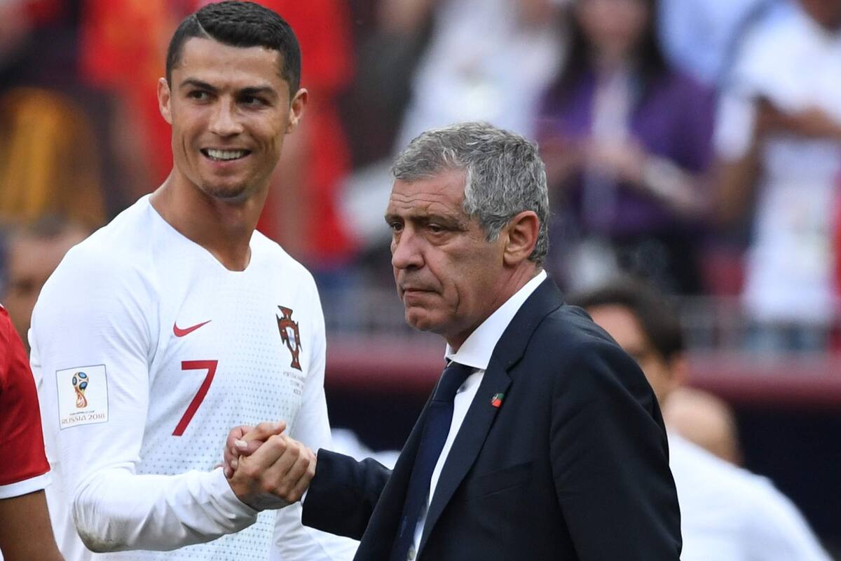 Ronaldo y Fernando Santos en el partido que Portugal le ganó Arabia Saudita