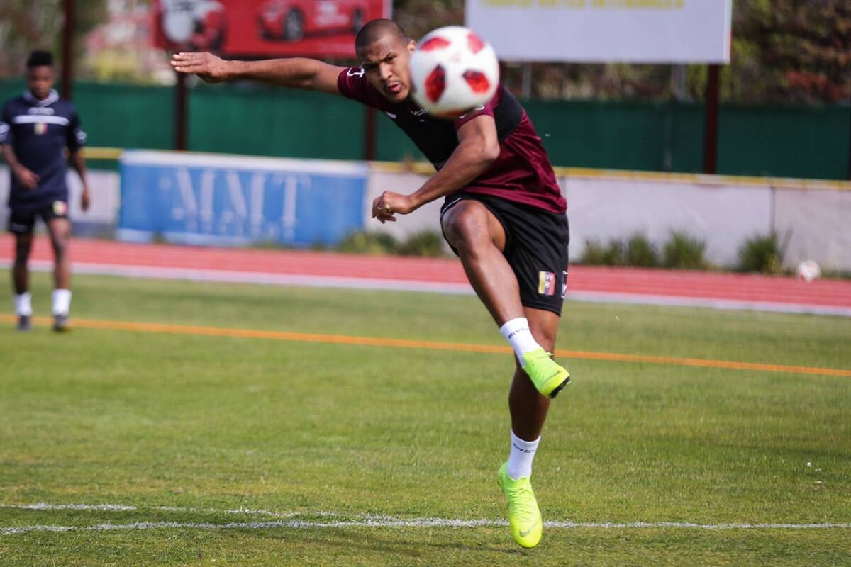 Rondón es la figura de la selección de Venezuela.