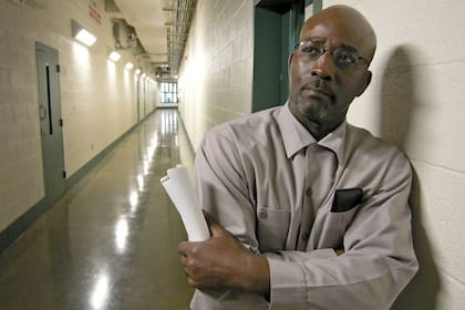 Ronnie Long (aquí en una imagen de 2007) pasó 44 años de su vida encerrado por una condena que fue anulada el año pasado