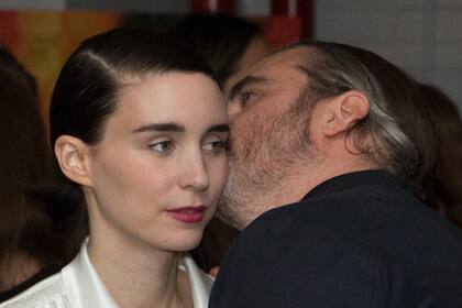 Rooney Mara y Joaquin Phoenix hablaron por primera vez de su hijo, pero lo hicieron para concientizar sobre un grave problema