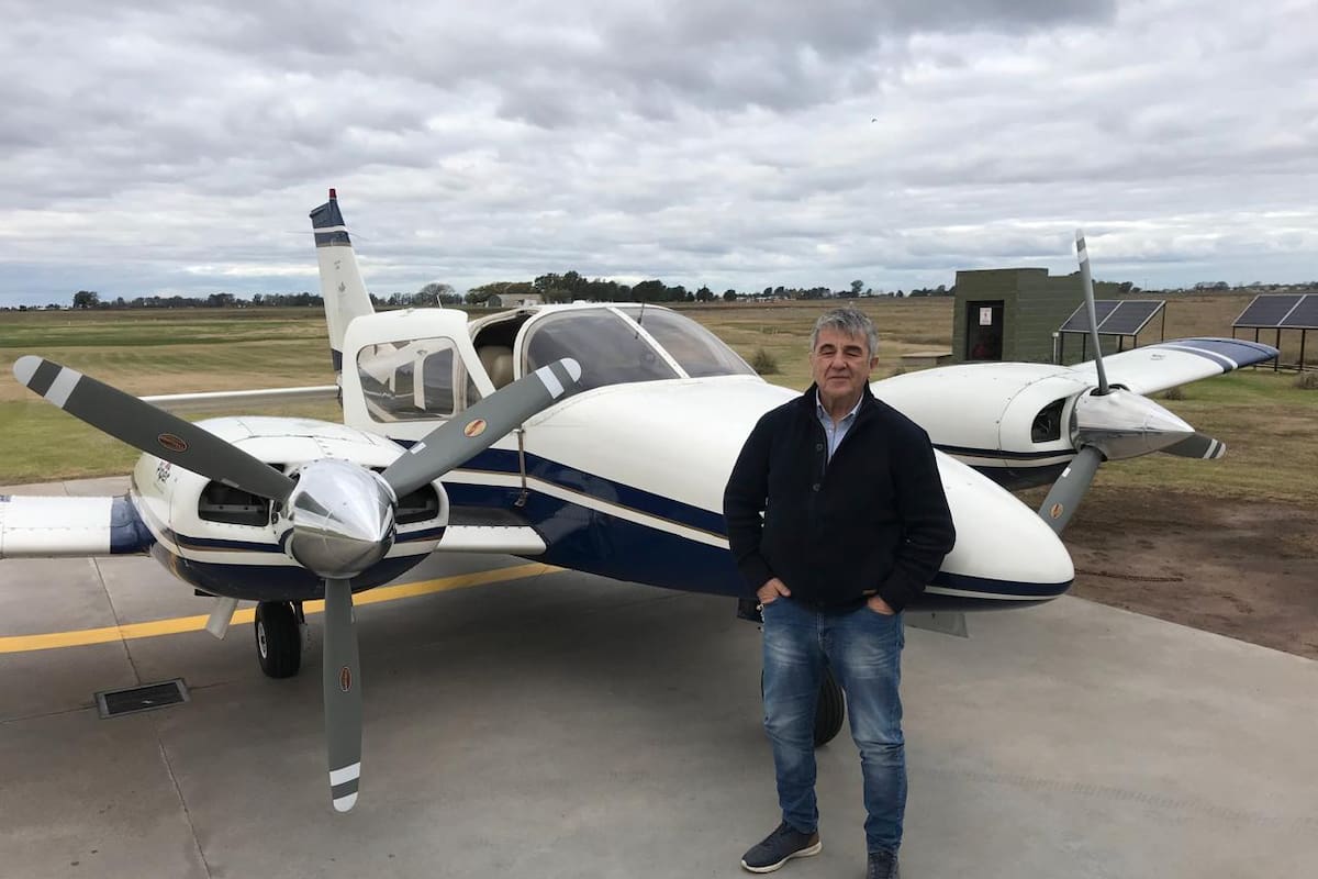 Roque Luis Cassini (76) se recibió de abogado y comenzó a ejercer la profesión en una oficina de 10 metros cuadrados