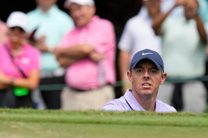 Rory McIlroy no lo podía creer en el inicio de la primera vuelta en el East Lake Golf Club de Atlanta; luego, remontó