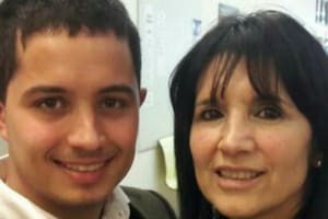 Rosa junto su hijo Nicolás un tiempo antes de su desaparición en septiembre de 2008.