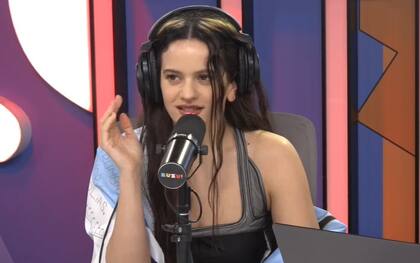 Rosalía visitó el estudio de LUZU TV