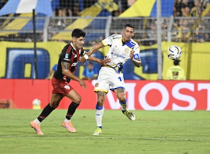 Rosario Central enfrenta a River en el estadio gigante de Arroyito