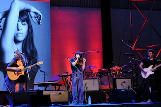 Rosario Ortega y Lautaro Cura, juntos en el show de la cantante