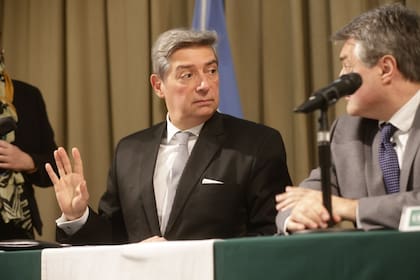 Rosatti junto al director de la UCES, Gastón O'Donnell.