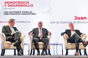Rosatti, Manzur y Schiaretti, este martes, en un ciclo de charlas organizado por el Grupo Clarín