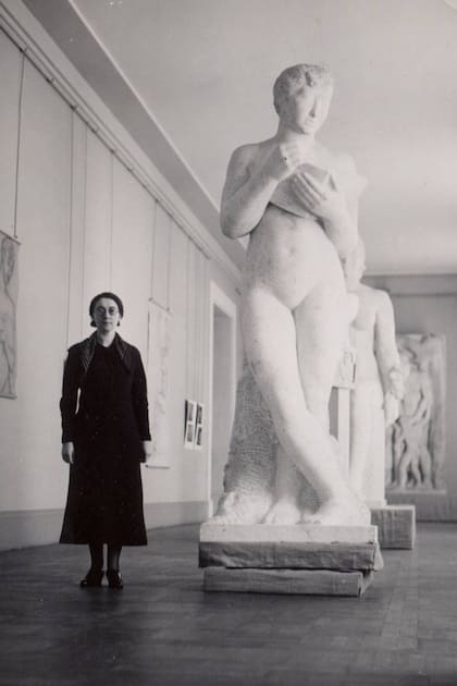 Rose Valland en 1935, en Jeu de Paume