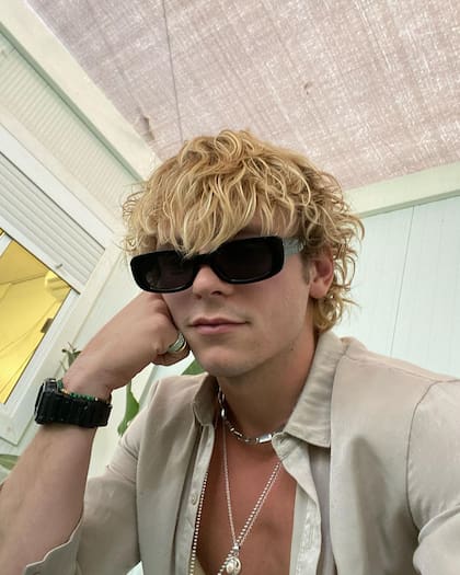 Ross Lynch es cantante, actor y compositor