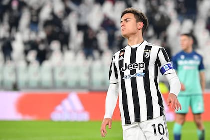 Rostro duro y mirada a la platea: el día que Paulo Dybala eligió no festejar el gol ante Udinese