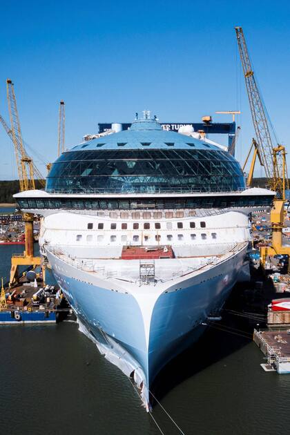 En fotos: el “Ícono de los Mares”, el crucero más grande del mundo, zarpará en 2024