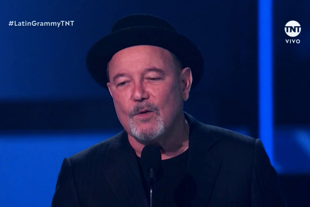 Rubén Blades, al recibir el premio principal de los Latin Grammy 2021