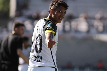 Rubén Botta definió el triunfo de Defensa y Justicia ante Deportivo Riestra