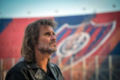 Rubén Darío Insúa, entrenador de San Lorenzo, una de las revelaciones del torneo