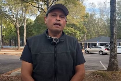 Rubén López se mostró preocupado por la aparición de los volantes en el parque