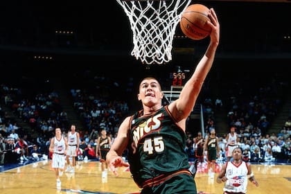 Rubén Wolkowyski reemplazó a Patrick Ewing el día de su debut con la camiseta de Seattle Supersonics