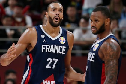 Rudy Gobert (27) es la imagen del desencanto francés. Argentina ganó la semifinal del Mundial de principio a fin.