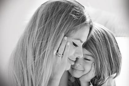 Rufina con su mamá, La China Suárez