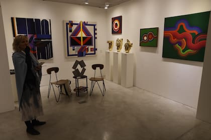 El espacio de galería Vasari, con obras de Kazuya Sakai: en una feria sin stands, cada galería encuentra su lugar en un ambiente de la casa