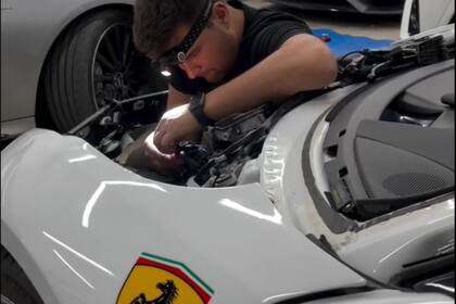 Run Project Miami busca técnicos de servicio automotriz experimentados que hablen en español y ofrece un salario de entre US$40 y US$100 (Instagram runproject.miami)